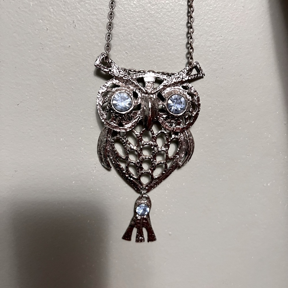 Owl pendant necklace, silver tone. 15” from top of chain to bottom of pendant.